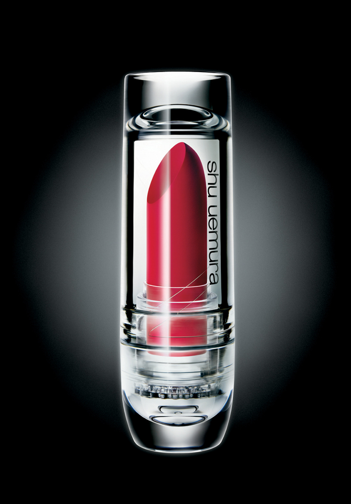 植村秀找來華裔建築師Calvin Tsao重新設計「無色限唇膏」的包裝。