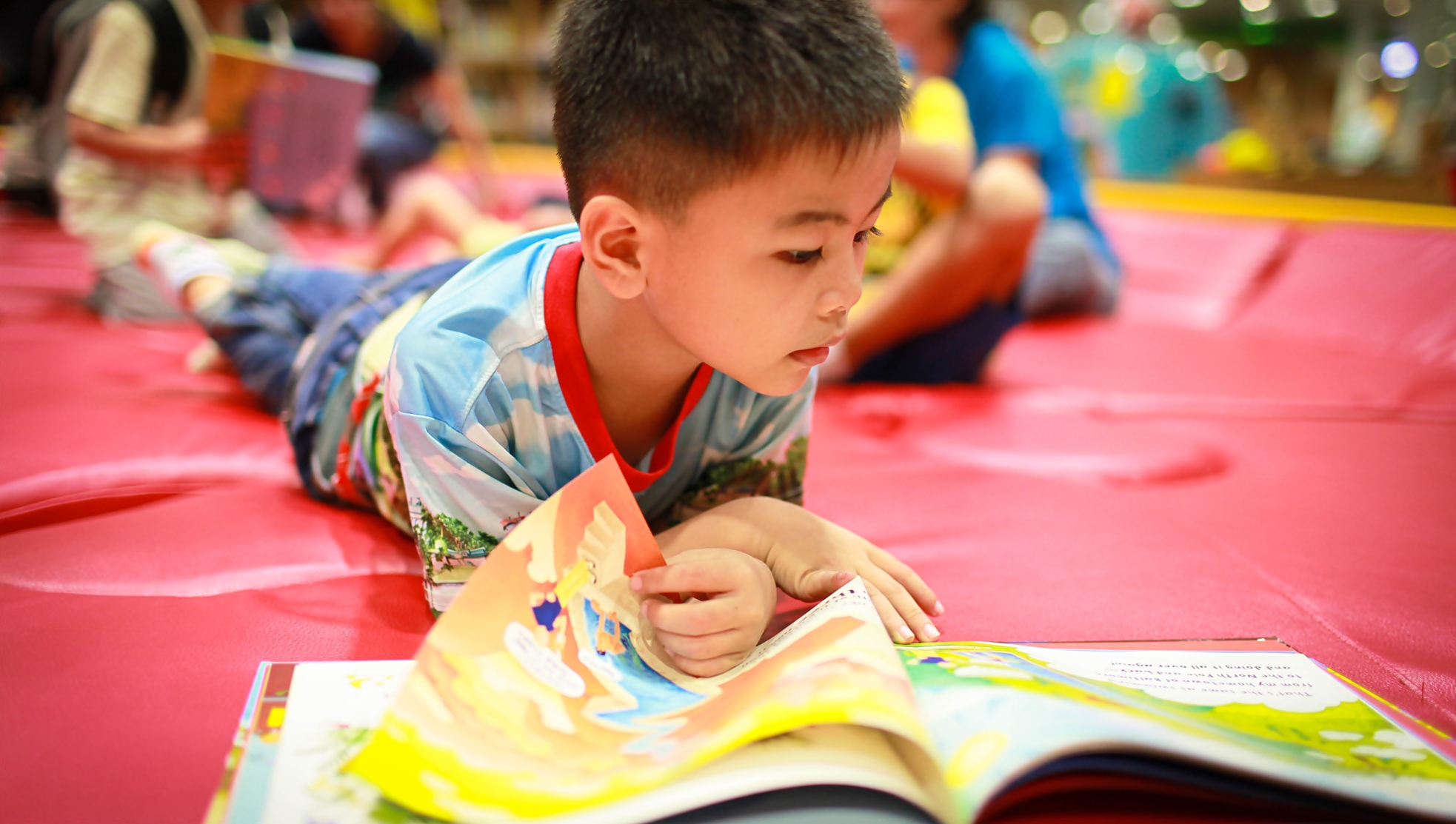 2015年「城鄉兒藝零距離」於高雄市立總圖書館。