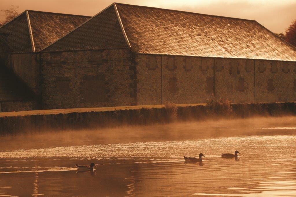 格蘭家族的另一間酒廠百富（Balvenie）。